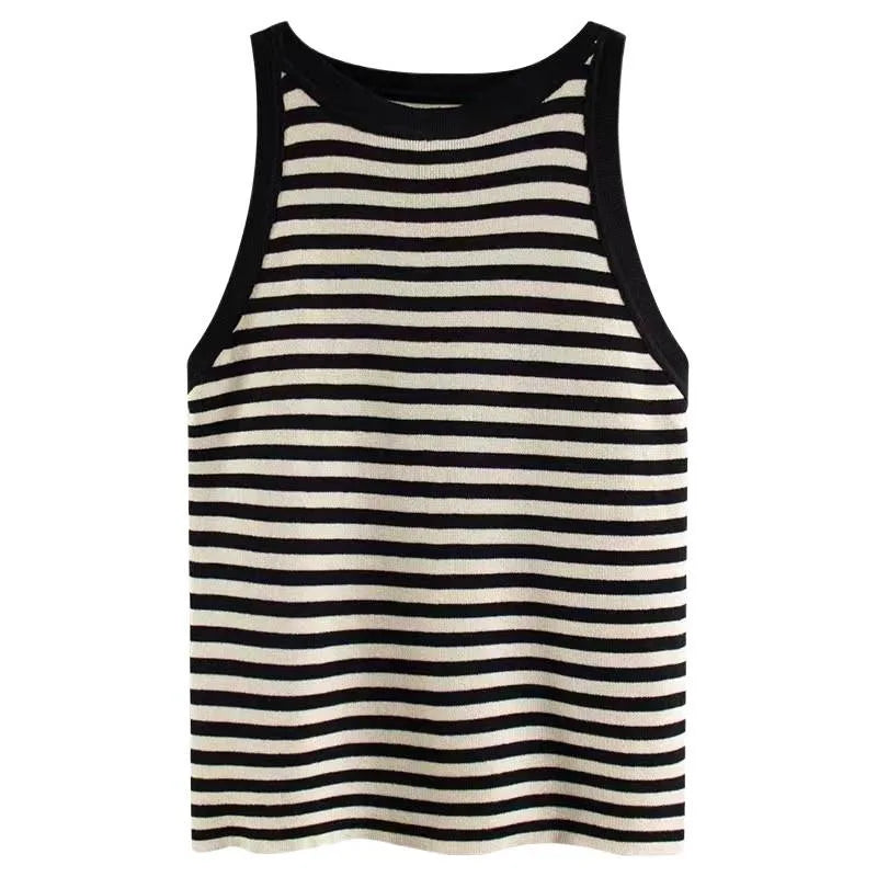 Women's Ribbed Crew Neck Tank Taboga Lifestyle, front view