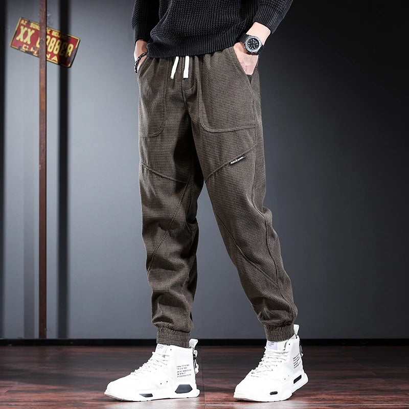 Fleece Jogger Pants Taboga Lifestyle, worn by model